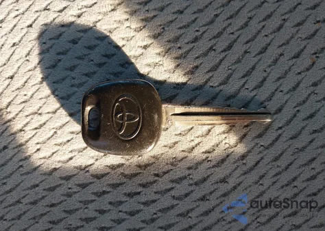 2013 Toyota Sienna Le V6 8 Passenger z USA, uszkodzony, nr VIN 5TDKK3DC7DS402321